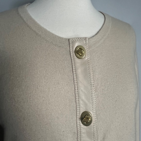 Coach Cashmere Leather Trim Buttoned Turnlock Tan Coral Career Cardigan‎ Sweater - Picture 9 of 12